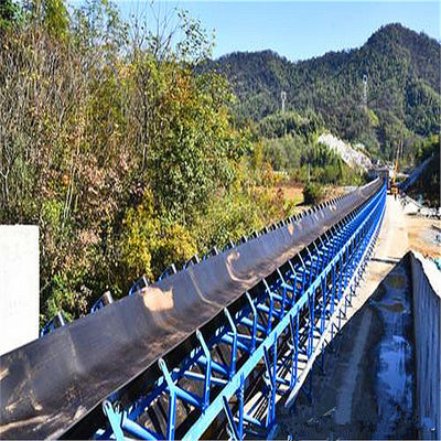 نوار نقاله تسمه ای سفارشی برای حمل و نقل از راه دور برای حمل مواد فله