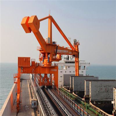 5000 Tph Heavy Duty Rail Mounted Screw Type Ship Unloader